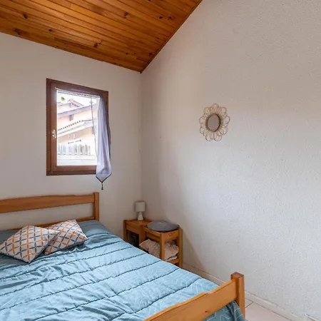 Maison Mitoyenne A 200m De La Avec Parking - Fr-1-319-186 別荘